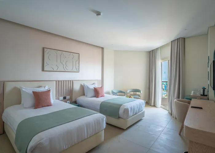 Sunrise Azalea Aqua Park 4*